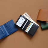 【新作】二つ折り財布“Reveal” 22日22時販売開始！