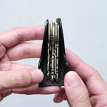 一般的な鍵（約65×26mm）を約5本まで付けることが可能。