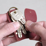 金具の棒の直径は3mmで、ほとんどの鍵に対応します。一般的な鍵（約65×26mm）を約5本まで付けることが可能。