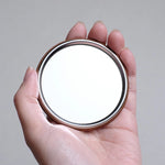 ミラー側のデザイン