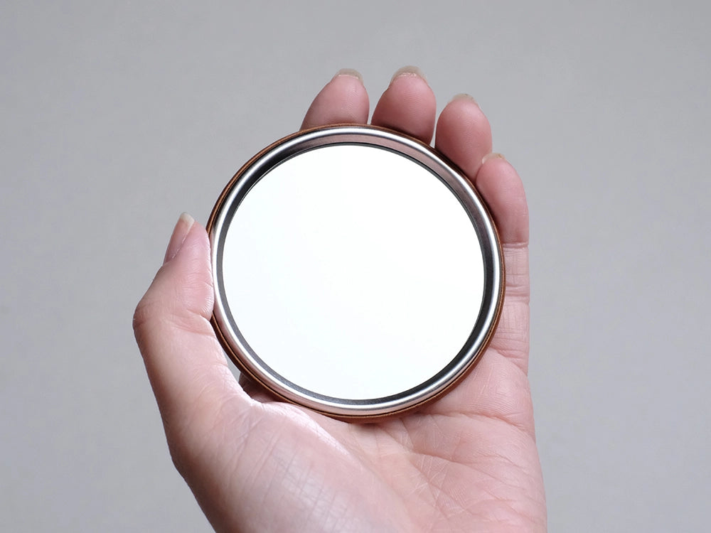 ミラー側のデザイン