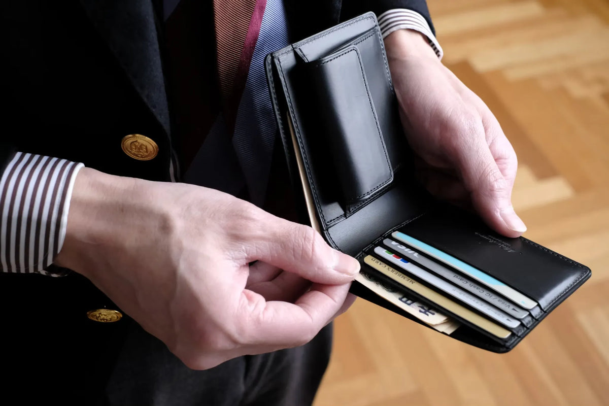 二つ折り財布「Feel Coin」「Feel Card」Munekawaの二つ折り財布特集 二つ折り財布「Feel Coin」「Feel Card」Munekawaの二つ折り財布特集
