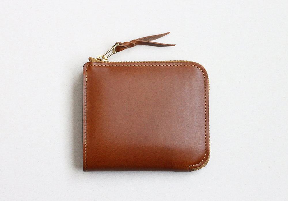 キャメル<br>
※革の入荷時期やモニター環境により、色味に若干の差が生じる場合がございます。