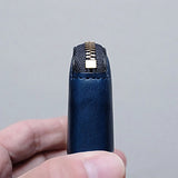 ファスナーの左右幅について<br>
製作時にできる限り均等になるよう注意していますが、縫製の特性上、わずかな差が出る場合がございます。