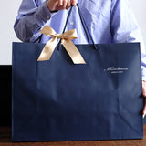 こちらは<a style="text-decoration: underline; font-weight: bold;" href="https://munekawa.jp/products/sb4">ショルダーバッグ“Caddis”</a>のラッピングです。