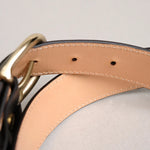 裏面にはイタリア産のブッテーロを使用。表面とはまた違った表情へとエイジングしていくため、使うほどに革全体で奥行きのある変化を楽しめます