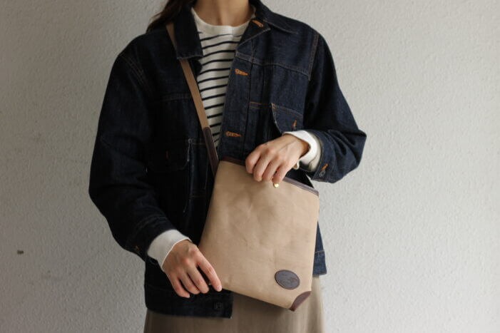革製品Munekawa シンプルな使い心地のMunekawaの3つのバッグのご紹介 　サコッシュ