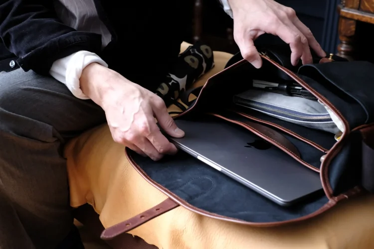 革製品Munekawa シンプルな使い心地のMunekawaの3つのバッグのご紹介 　ショルダーバッグ